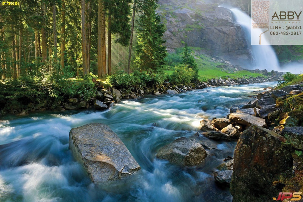 ภาพวิวน้ำตกคริมม์เลอร์ที่สวยงามในออสเตรีย